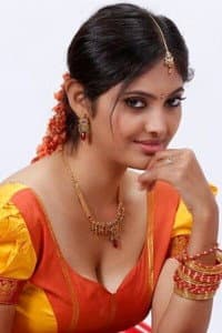 Supurna Malakar in Target Kolkata