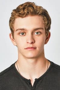 Gavin Lewis in Ominous