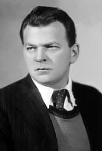 Mikhail Derzhavin in Великий перелом