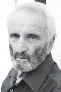 Nikitas Tsakiroglou in Σελήνη, 66 Ερωτήσεις