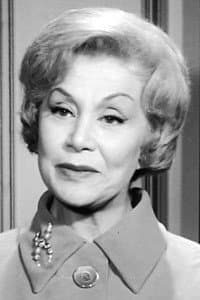 Aimée Mortimer in Le Baron de l'écluse