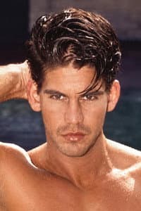 Matt Gunther in Horse Hung