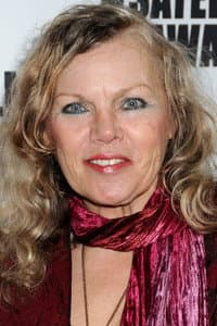 Merrie Lynn Ross in Bobbie Jo and the Outlaw
