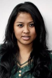 Dira Sugandi in 9 Summers 10 Autumns