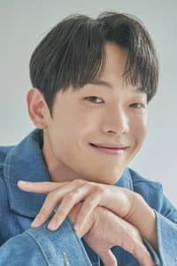 Lee Kyu-sung in 오월의 청춘