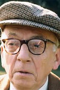 Erik Chitty in Strange Stories