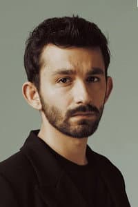 Burak Can Aras in Hiçbir Şey Yerinde Değil
