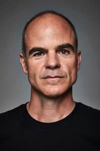 Michael Kelly in Rob Peace
