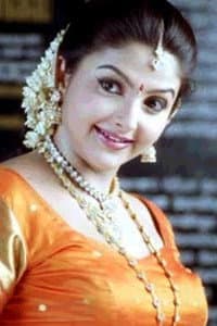 Meenakshi in Diwan