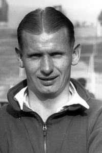 Cliff Bastin in Manchester United: The Official History 1878-2002