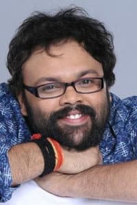 Pushkaraj Chirputkar in मीडियम Spicy