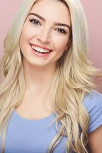 Summer Moran in One Stop Away