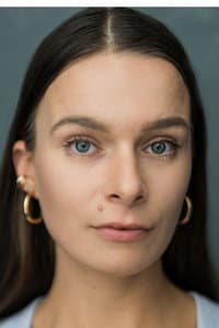Hayley Reeve in This Is Zoe