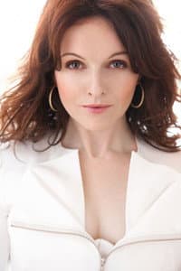 Dervla Kirwan in Happy Birthday Shakespeare