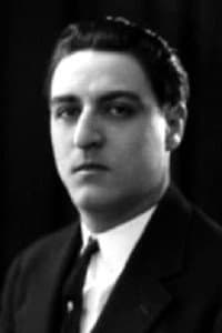 Ángel T. Sala in Ave sin rumbo