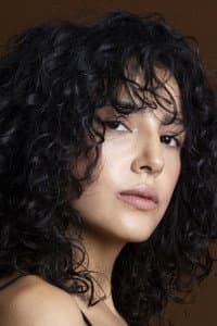 Angela Rodriguez in Enemigo en el Espejo