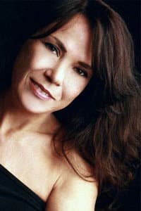 Lucia Stara in Skull Heads