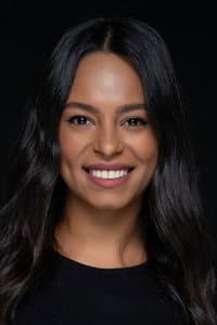 Ebru Yücel in Robinson Crusoe ve Cuma