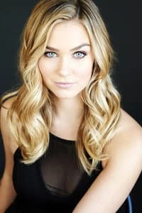 Tessa Mossey in San Andreas Quake