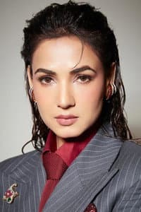 Sonal Chauhan in Shera
