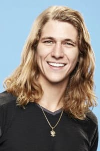 Jace Agolli in Sabastian