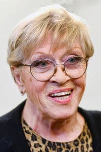 Alisa Freyndlikh in Возвращение мушкетёров или Сокровища кардинала Мазарини