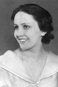 Kató Eõry in Piri mindent tud