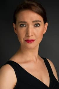 Müge Esmeray in Mihrez: Cin Padişahı