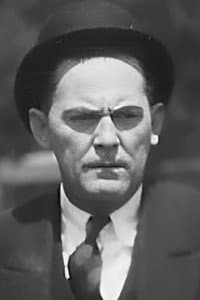 Sam Lufkin in La estación de gasolina
