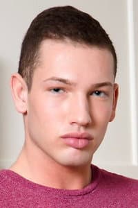 Hunter Smith in Sharing Allen King's Hole