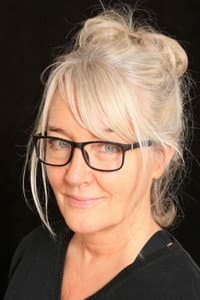 Lena B. Eriksson in Man kan alltid fiska