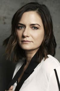 Eileen Álvarez in Grit