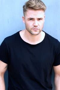 Benjamin Heinrich in Invisible Me