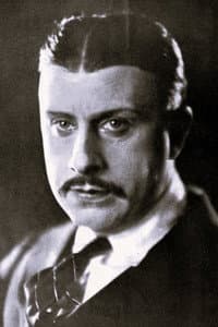 Stuart Holmes in Your Wife and Mine