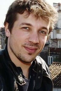 Julien Barbier in Bienvenue parmi nous
