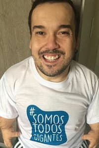 Gigante Léo in Falas de Acesso