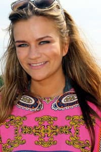 Emilia Roosmann in Vi dör i natt