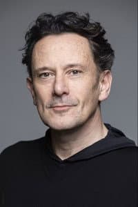 Thierry Harcourt in Sentiments distingués
