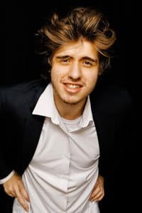 Alexander Dufour in Moon Dogs