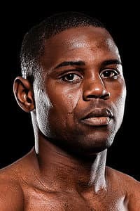 Javier Fortuna in Subriel Matias vs. Gabriel Valenzuela