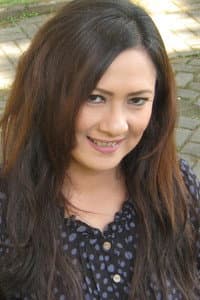 Wenny Rosaline in Kelabang Seribu