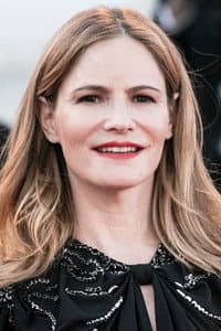 Jennifer Jason Leigh in Childstar