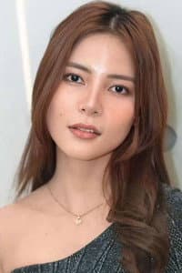 Anya Austria in Haplos Ni Milagros