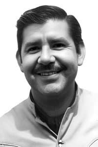 Jorge Martínez de Hoyos in El jardín de la tía Isabel