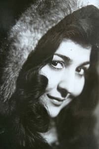 Xuraman Hadjiyeva in Lətifə