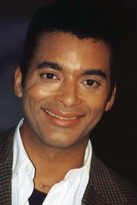 Jon Secada in Pavarotti & Friends 4 - For War Child