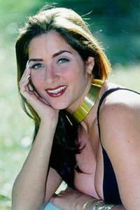 Jeanette Flores in Creer o Morir
