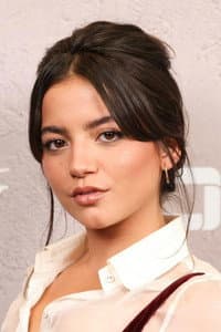 Isabela Merced in Dora and the Lost City of Gold