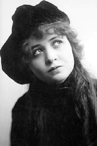 Barbara Gilroy in The Dark Silence