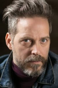 Daniel Parent in Surmenage